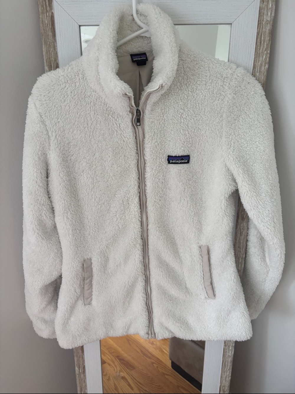 Patagonia Off-White Plush Fleece Zip Jacket